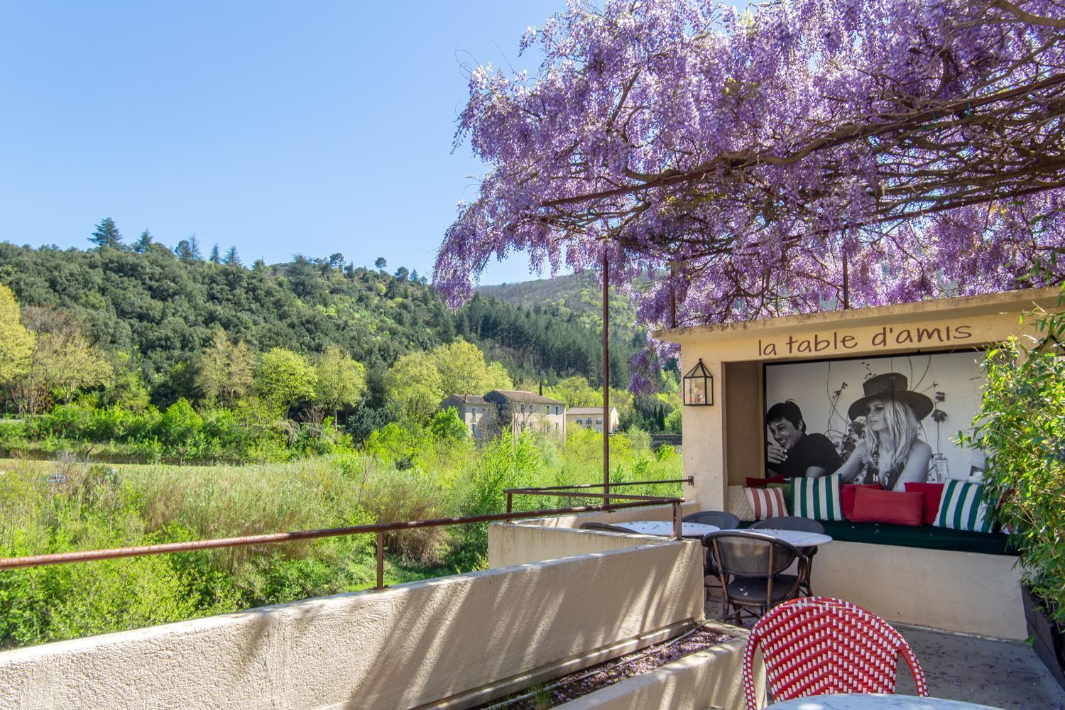 Ecole Olargues - Chambres & Restaurant - Teritoria Exterior photo